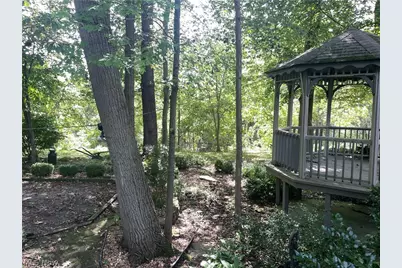 3255 Meadowlark Lane, Canfield, OH 44511 - Photo 6