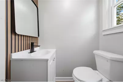 814 Crestview Avenue, Akron, OH 44320 - Photo 20