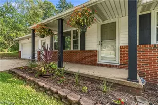 5220 Woodlynn St NE, East Canton, OH 44730 - Photo 4