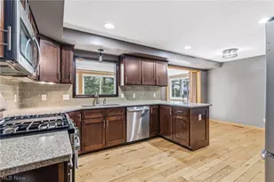 5220 Woodlynn St NE, East Canton, OH 44730 - Photo 12