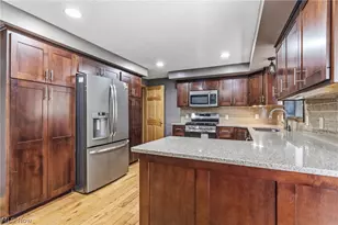 5220 Woodlynn St NE, East Canton, OH 44730 - Photo 8