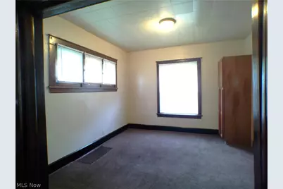 149 S Truesdale Avenue, Youngstown, OH 44506 - Photo 10