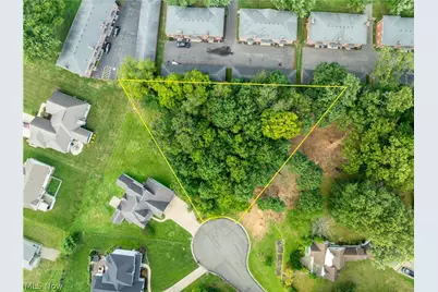 3618 Rowland Avenue NE, Canton, OH 44714 - Photo 2