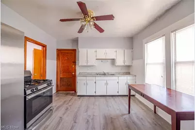 18606 Cherokee Avenue, Loveland, OH 44119 - Photo 6