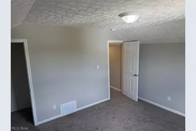858 Forrest Drive, Akron, OH 44306 - Photo 20