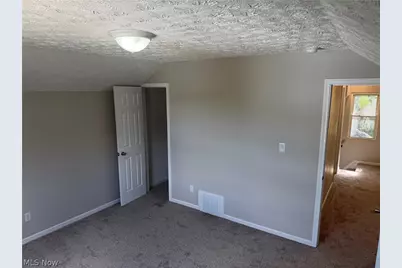 858 Forrest Drive, Akron, OH 44306 - Photo 34