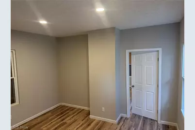 858 Forrest Drive, Akron, OH 44306 - Photo 10