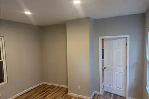 858 Forrest Dr, Akron, OH 44306 - Photo 10