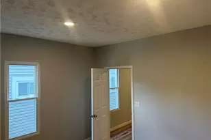 858 Forrest Dr, Akron, OH 44306 - Photo 16