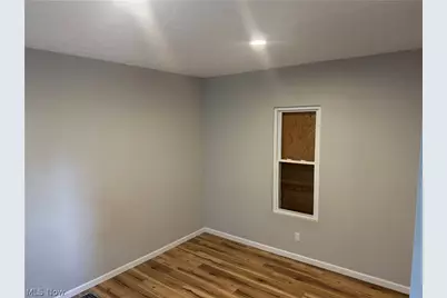 858 Forrest Drive, Akron, OH 44306 - Photo 12