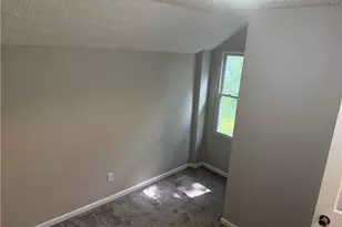 858 Forrest Dr, Akron, OH 44306 - Photo 36