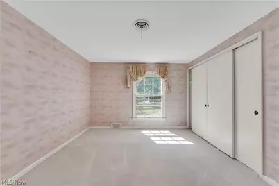 18219 Van Aken Boulevard, Huber Heights, OH 44122 - Photo 26