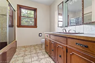 114 7th St NE, Barberton, OH 44203 - Photo 22
