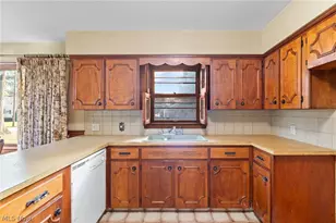 114 7th St NE, Barberton, OH 44203 - Photo 10