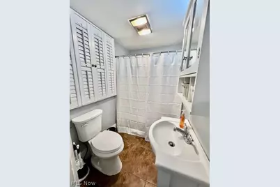3483 S Bender Avenue, Akron, OH 44319 - Photo 10