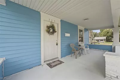 329 Girard Avenue NE, Canton, OH 44704 - Photo 4