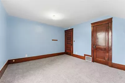 329 Girard Avenue NE, Canton, OH 44704 - Photo 24
