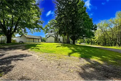 2559 Raber Road, Uniontown, OH 44685 - Photo 2
