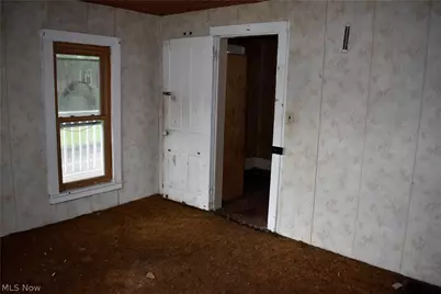 504 E Main Street, East Palestine, OH 44413 - Photo 16