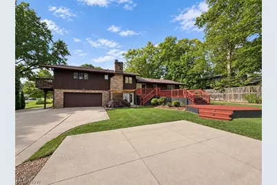 310 Fawnwood Drive, Tallmadge, OH 44278 - Photo 8