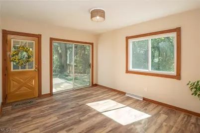 12800 Redwood Avenue NW, Uniontown, OH 44685 - Photo 14