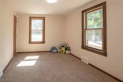 12800 Redwood Avenue NW, Uniontown, OH 44685 - Photo 22