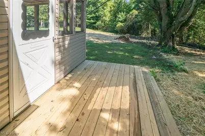 12800 Redwood Avenue NW, Uniontown, OH 44685 - Photo 32