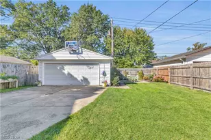 2138 Mars Ave, Oakwood, OH 44107 - Photo 8