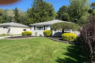 4837 Willowbrook Dr, Mentor, OH 44060 - Photo 2