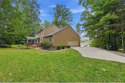5826 Garth Circle NW, Canton, OH 44718 - Photo 4