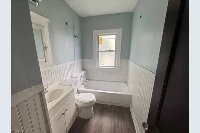 2982 Martin Luther King Jr Drive #Up, Loveland, OH 44104 - Photo 10