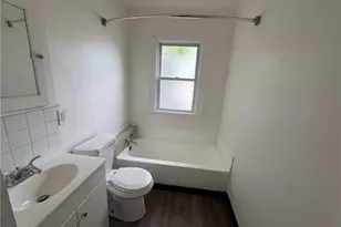2982 Martin Luther King Jr Dr, Loveland, OH 44104 - Photo 8