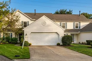 5925 Halle Farm Dr, Willoughby, OH 44094 - Photo 2