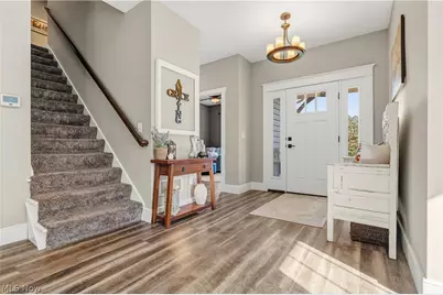 3098 Huntcliffe Road NE, Canton, OH 44721 - Photo 4