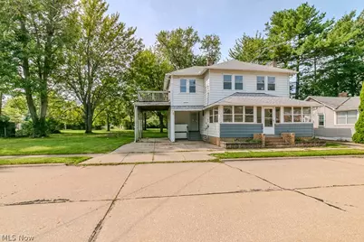 170 E 316th Street, Willowick, OH 44095 - Photo 2