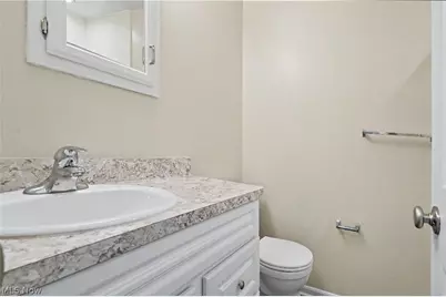 251 Caladonia Avenue, Akron, OH 44333 - Photo 24