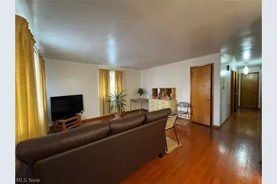 4 Walnut Avenue, Bridgeport, OH 43912 - Photo 6