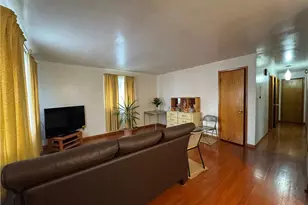 4 Walnut Ave, Bridgeport, OH 43912 - Photo 6