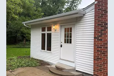 8094 Rolling Brook Road, Northfield, OH 44067 - Photo 6