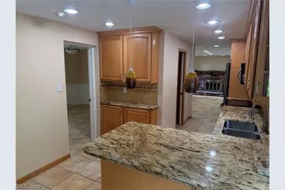 8094 Rolling Brook Road, Northfield, OH 44067 - Photo 22