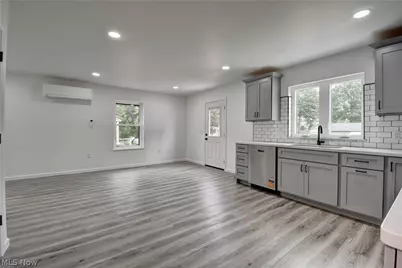 206 Tower Street SW, Beach City, OH 44608 - Photo 32