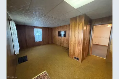 14060 Pershing Avenue, Newcomerstown, OH 43832 - Photo 8