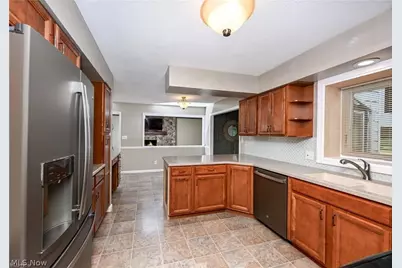 2180 N Revere Road, Akron, OH 44333 - Photo 12