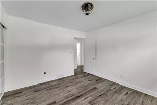 171 Lakewood Dr, Avon Lake, OH 44012 - Photo 10
