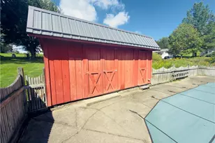 248 Beechwood Blvd, Wintersville, OH 43953 - Photo 6