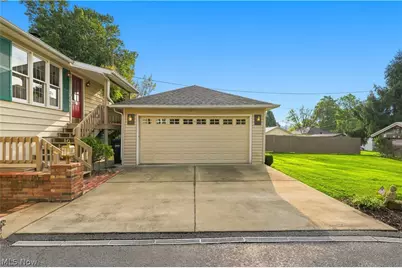 2448 Clarendon Avenue, Zanesville, OH 43701 - Photo 42