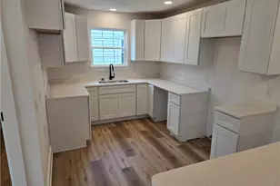 672 E 331st, Eastlake, OH 44095 - Photo 2
