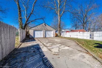 934 Packard Drive, Akron, OH 44320 - Photo 26
