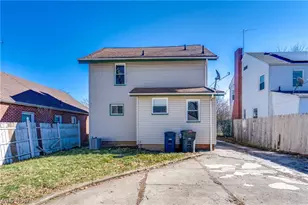 934 Packard Dr, Akron, OH 44320 - Photo 28