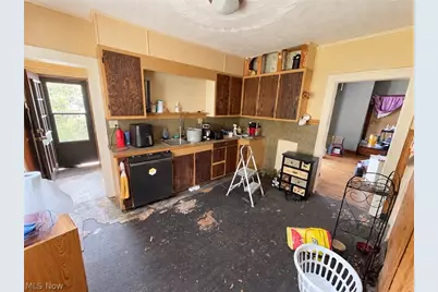 3404 Lincoln Street E, Canton, OH 44707 - Photo 10